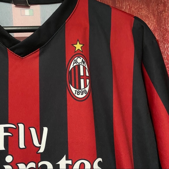 Red Black Stripe Bonucci Jersey AC Milan Home - Picture 4 of 5